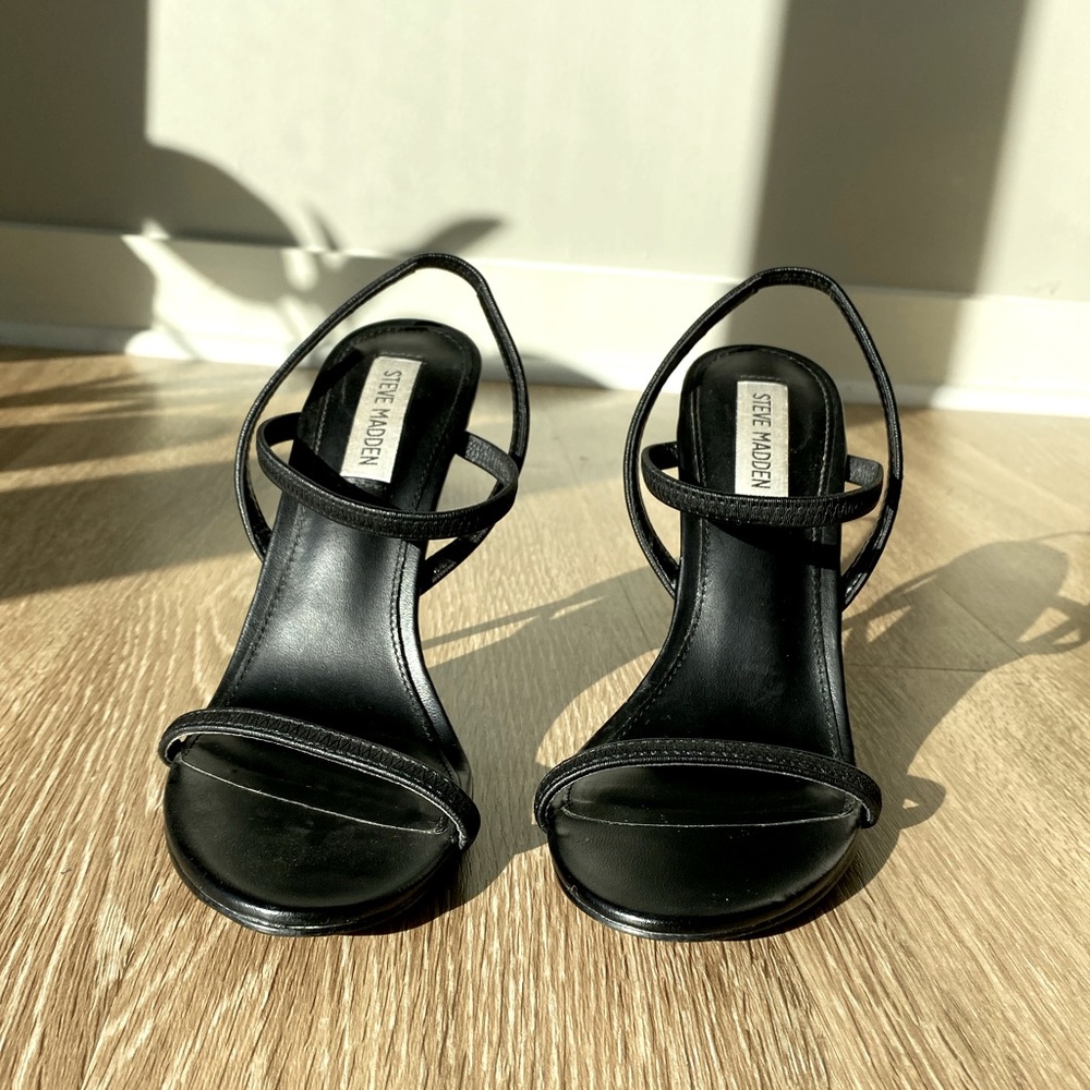 Vanessa black suede sling back heel sz9